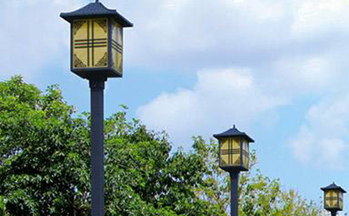 青铜峡庭院灯安装间距与布灯设计全解析