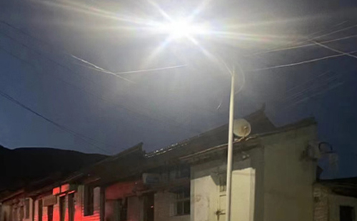 农村院子里最适合的青铜峡太阳能路灯亮度与安装要点 农村院子里最适合的青铜峡太阳能路灯亮度与安装要点